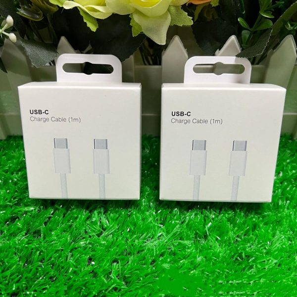 Apple 20W USB-C Power Adapter - Image 2
