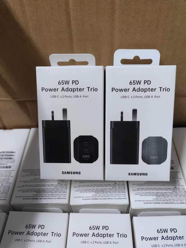 Samsung Official 45W USB-C Super Fast Charging Wall Charger (Black) - Image 3