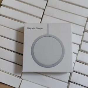 Apple MagSafe Charger - Wireless Charger with Fast Charging Capability, Compatible with iPhone and AirPods